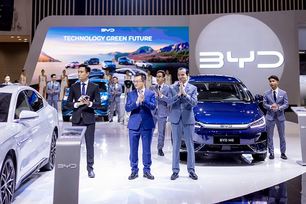 BYD gây "choáng ngợp" với dàn ôtô điện hoá tại VMS 2024