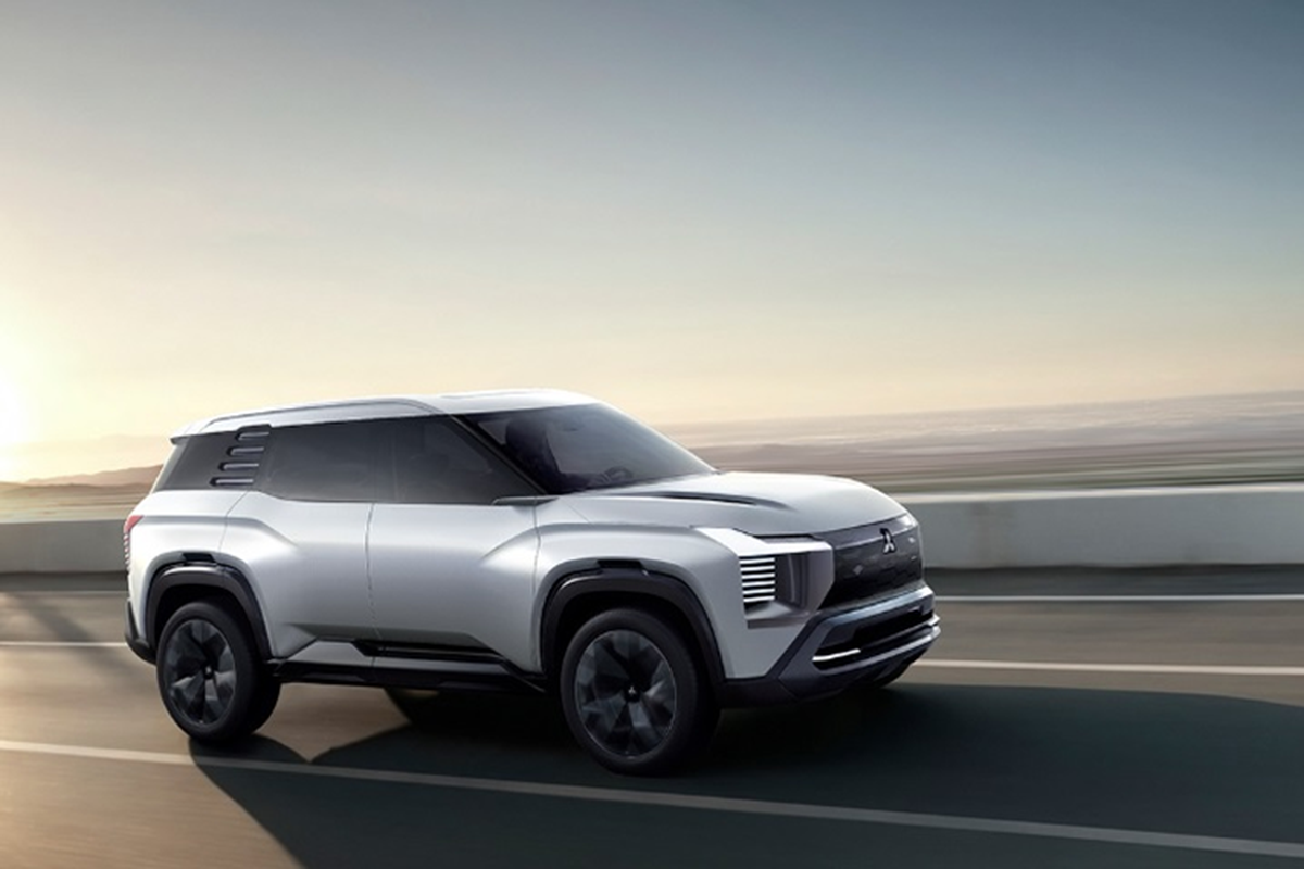 Mitsubishi ra mắt DST Concept - có phải SUV Xforce hoàn toàn mới?