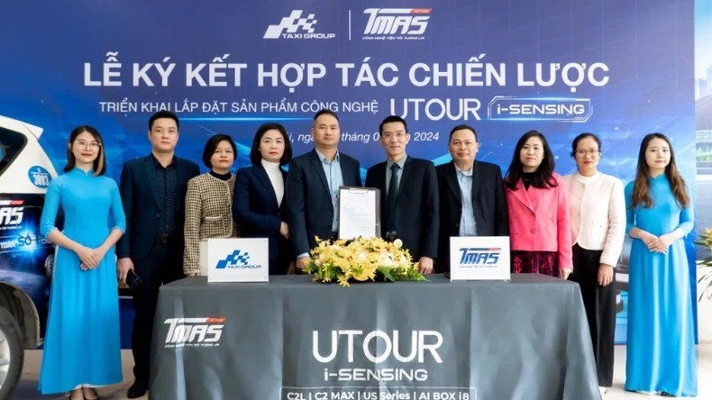 công nghệ hỗ trợ lái xe an toàn, thương hiệu UTOUR