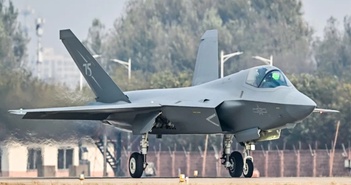 Trung Quốc sắp ra mắt máy bay chiến đấu tàng hình J-35A Trung Quốc sắp ra mắt máy bay chiến đấu tàng hình J-35A