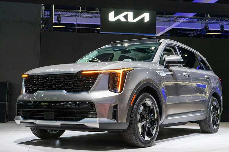 Kia Sorento 2024 thêm phiên bản X-Pro, đấu Hyundai Santafe mới