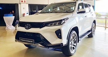 Cận cảnh Toyota Fortuner MHEV từ 1,1 tỷ, ăn chỉ 7,3 lít xăng/100km Cận cảnh Toyota Fortuner MHEV từ 1,1 tỷ, ăn chỉ 7,3 lít xăng/100km