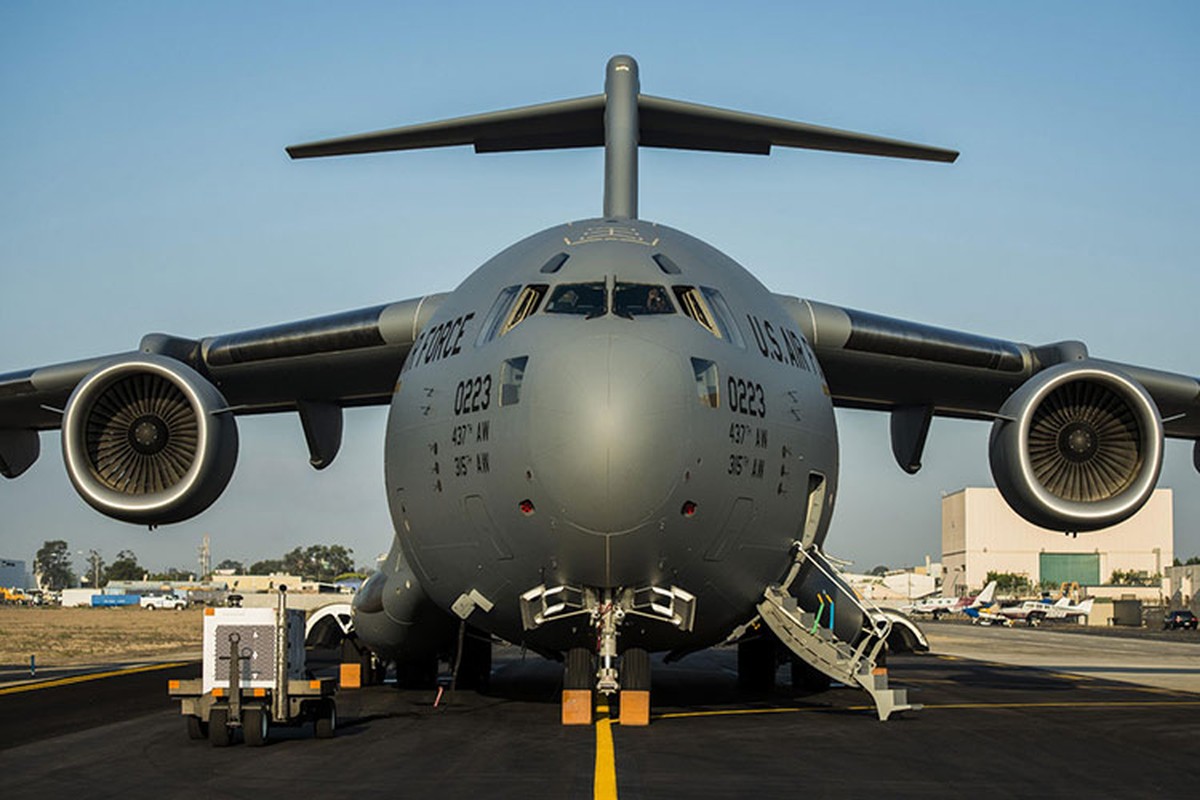 "Ngựa thồ" Boeing C-17 Globemaster III hơn 5.100 tỷ của ông Trump