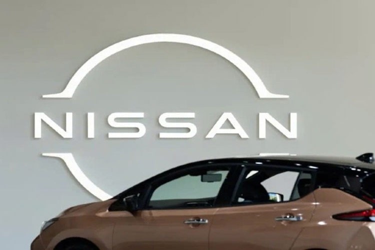 Doanh số bán ôtô kém, Nissan phải tìm Mitsubishi trợ giúp