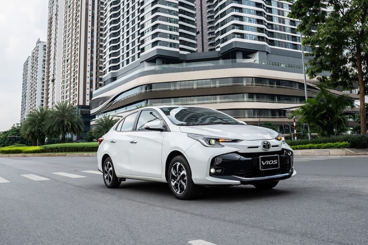 Toyota Vios dẫn đầu phân khúc sedan hạng B tháng 10/2024