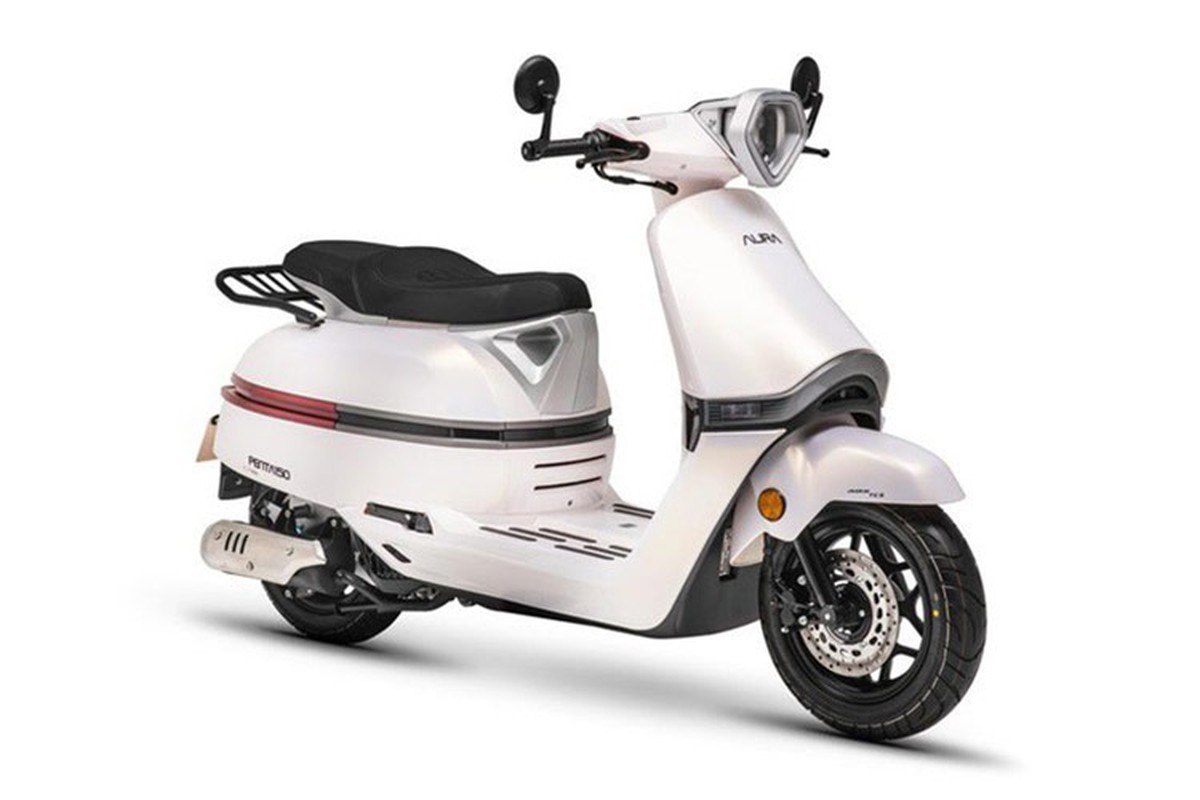 Aura Halo Penta chỉ 49 triệu đồng, đối thủ Honda SH và Vespa