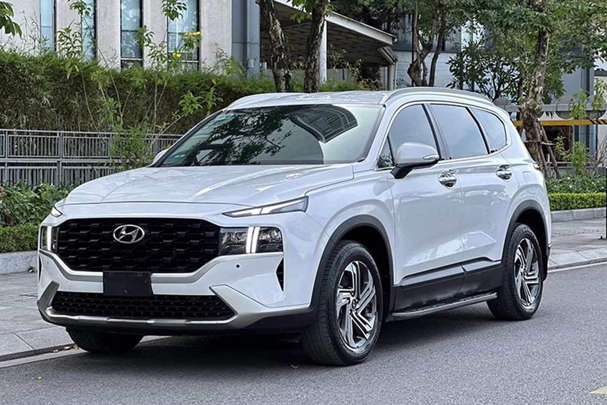 Hyundai SantaFe 2022 máy dầu chạy chán, bán vẫn hơn 1 tỷ đồng