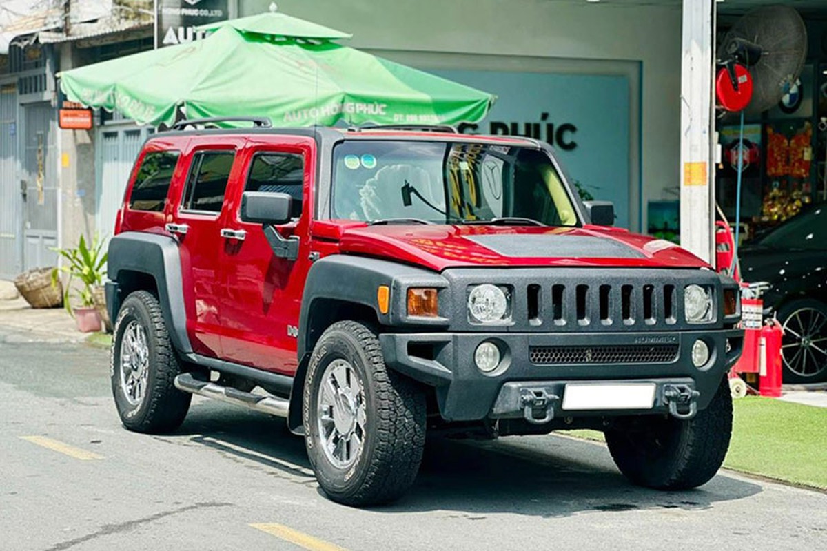 Hummer H3 2025 "uống" hơn 20 lít xăng/100km bán hơn 1 tỷ đồng