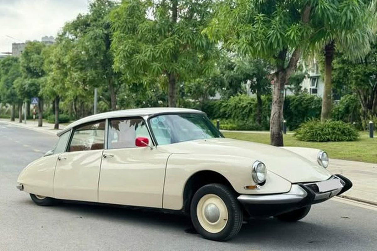 Citroen DS "ông cụ" chạy 50 năm bán 1,7 tỷ tại Hà Nội