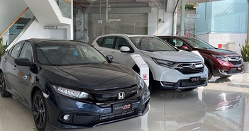 Cận Tết hàng loạt xe ôtô giảm giá, cao nhất hơn 200 triệu đồng Cận Tết hàng loạt xe ôtô giảm giá, cao nhất hơn 200 triệu đồng