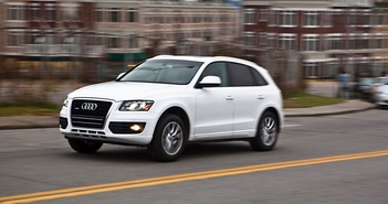 Audi triệu hồi e-tron GT và Q5 tại Việt Nam do lỗi phanh và túi khí Audi triệu hồi e-tron GT và Q5 tại Việt Nam do lỗi phanh và túi khí