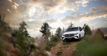 Bảng giá xe Mercedes-Benz tháng 12/2024: Xả hàng tồn, GLC giảm 80 triệu đồng Bảng giá xe Mercedes-Benz tháng 12/2024: Xả hàng tồn, GLC giảm 80 triệu đồng
