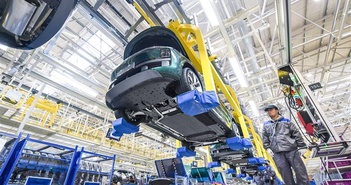 Trung Quốc chuyển hướng sang xe Hybird để né thuế tại châu Âu Trung Quốc chuyển hướng sang xe Hybird để né thuế tại châu Âu