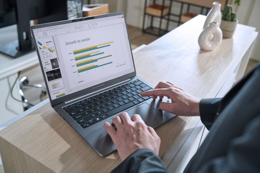 ASUS chính thức ra mắt dòng ExpertBook P series
