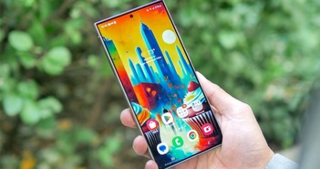 Galaxy S25 Ultra cạnh tranh với iPhone 16 Pro bằng bộ nhớ "khủng" Galaxy S25 Ultra cạnh tranh với iPhone 16 Pro bằng bộ nhớ "khủng"