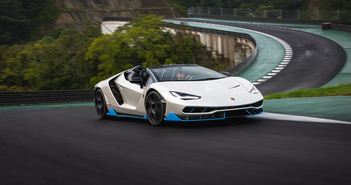 Lamborghini Centenario Roadster hơn 50 tỷ chờ đại gia "hỏi cưới" Lamborghini Centenario Roadster hơn 50 tỷ chờ đại gia "hỏi cưới"