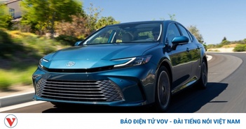 Toyota Camry thế hệ mới sắp về Việt Nam, nhiều đại lý nhận cọc Toyota Camry thế hệ mới sắp về Việt Nam, nhiều đại lý nhận cọc