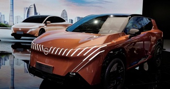 Nissan đối mặt khủng hoảng tài chính vì từ bỏ ôtô hybrid Nissan đối mặt khủng hoảng tài chính vì từ bỏ ôtô hybrid