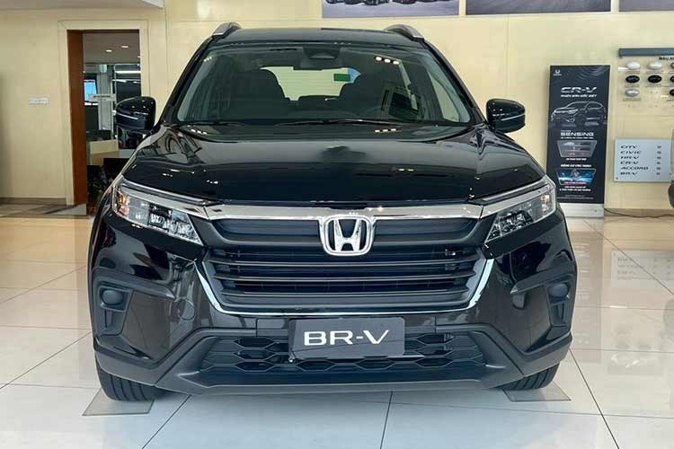 Giá xe Honda BR-V giảm không phanh "đấu" Xpander, Veloz Cross