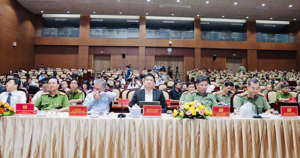 Nâng cao nhận thức cộng đồng về lừa đảo trực tuyến