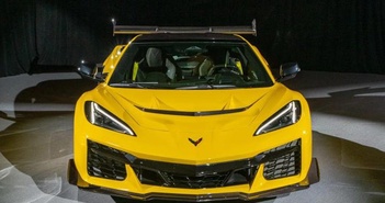 Corvette ZR1 2025 mạnh nhất của Chevrolet sẵn sàng "hạ gục" siêu xe Corvette ZR1 2025 mạnh nhất của Chevrolet sẵn sàng "hạ gục" siêu xe