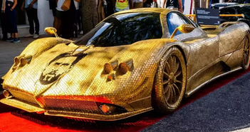 Pagani Zonda triệu đô xếp 100.000 đồng vàng hình Lionel Messi Pagani Zonda triệu đô xếp 100.000 đồng vàng hình Lionel Messi