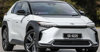 Toyota bZ4X từ 1,25 tỷ đồng, chạy 500 km/lần sạc sắp về Việt Nam? Toyota bZ4X từ 1,25 tỷ đồng, chạy 500 km/lần sạc sắp về Việt Nam?