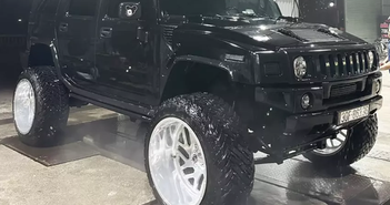 Hummer H2 mâm khủng tại Hà thành,"uống xăng" gần 30 lít/100 km Hummer H2 mâm khủng tại Hà thành,"uống xăng" gần 30 lít/100 km