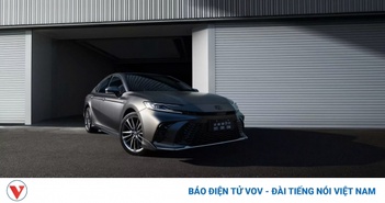 Toyota Camry Glorious Edition - Phiên bản đặc biệt với ngoại hình thể thao hơn Toyota Camry Glorious Edition - Phiên bản đặc biệt với ngoại hình thể thao hơn