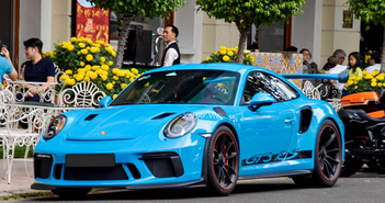 Dân chơi Sài thành "khoe" Porsche 911 GT3 RS Miami Blue hơn 17 tỷ Dân chơi Sài thành "khoe" Porsche 911 GT3 RS Miami Blue hơn 17 tỷ