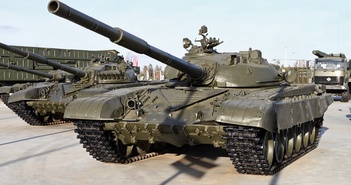 Những xe tăng chiến đấu chủ lực Ukraine tung ra chiến trường để đối phó Nga Những xe tăng chiến đấu chủ lực Ukraine tung ra chiến trường để đối phó Nga