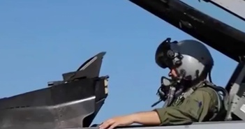 Bất ngờ trước dàn vũ khí “khủng” tiêm kích F-16 Ukraine mang theo khi xung trận Bất ngờ trước dàn vũ khí “khủng” tiêm kích F-16 Ukraine mang theo khi xung trận