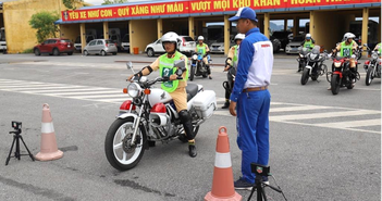 Honda tập huấn với Cục CSGT về dạy lái xe điện cho học sinh Honda tập huấn với Cục CSGT về dạy lái xe điện cho học sinh