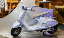 Vespa 946 phiên bản Rắn cho năm Ất Tỵ