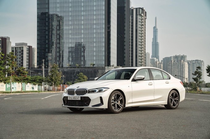 BMW tung ưu đãi mới cho sedan 3 series