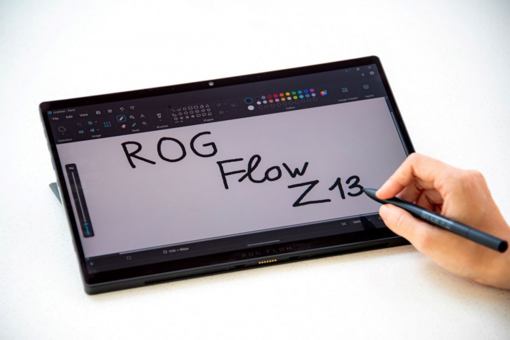 ROG Flow Z13 chính thức mở bán tại Việt Nam, giá 77,99 triệu đồng