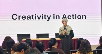 Từ khoảnh khắc xuất thần của cá nhân tới sự chuyển mình của tổ chức Từ khoảnh khắc xuất thần của cá nhân tới sự chuyển mình của tổ chức