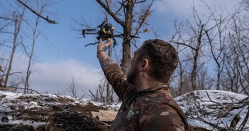 Tại sao Nga xây dựng 'hành lang' chống UAV ở Kursk gần biên giới Ukraine? Tại sao Nga xây dựng 'hành lang' chống UAV ở Kursk gần biên giới Ukraine?
