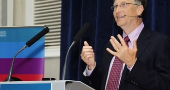 Bill Gates thừa nhận AI giúp giải quyết tình trạng thiếu giáo viên và bác sĩ Bill Gates thừa nhận AI giúp giải quyết tình trạng thiếu giáo viên và bác sĩ