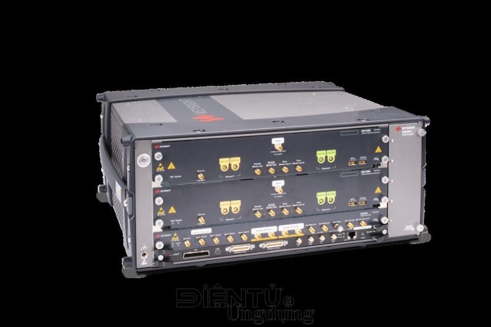 Máy phát dạng sóng M8199B Arbitrary Waveform Generator của Keysight