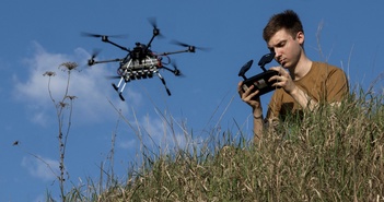 Vũ khí thay đổi tác chiến hiện đại và có vai trò quyết định ở Ukraine Vũ khí thay đổi tác chiến hiện đại và có vai trò quyết định ở Ukraine