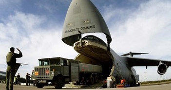 C-5M Super Galaxy - máy bay khổng lồ của Không quân Mỹ C-5M Super Galaxy - máy bay khổng lồ của Không quân Mỹ