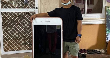 "Dở khóc dở cười" mua hàng online: Chàng trai Thái Lan nhận iPhone 7 "siêu khỏng lồ" "Dở khóc dở cười" mua hàng online: Chàng trai Thái Lan nhận iPhone 7 "siêu khỏng lồ"