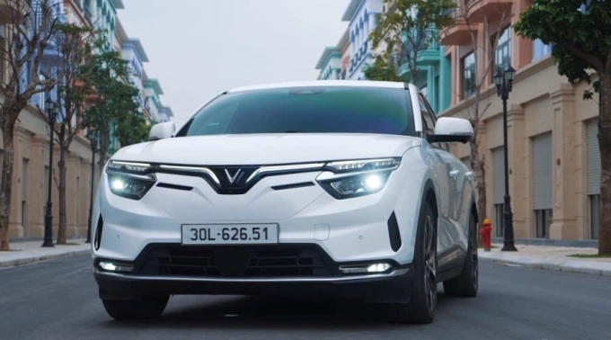 Những chuyến 'road trip' bằng ôtô điện của gia đình Việt