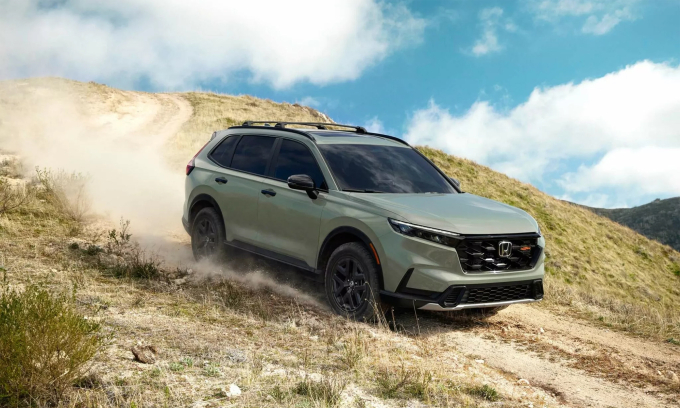 Honda CR-V bản off-road TrailSport giá 40.200 -USD