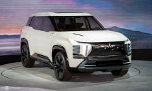 Mitsubishi DST Concept - SUV 7 chỗ mới ra mắt khách Việt
