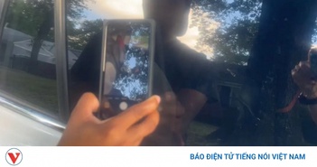 Smartphone có thể giúp nhìn xuyên thấu bên trong ô tô Smartphone có thể giúp nhìn xuyên thấu bên trong ô tô