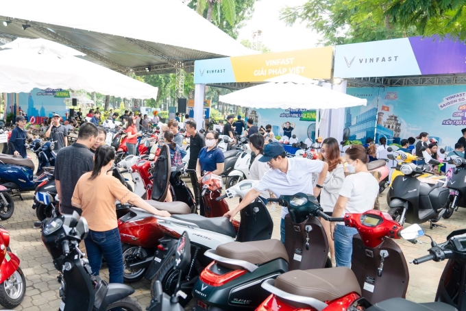 Ngày mai, VinFast tổ chức đổi xe xăng lấy xe máy điện
