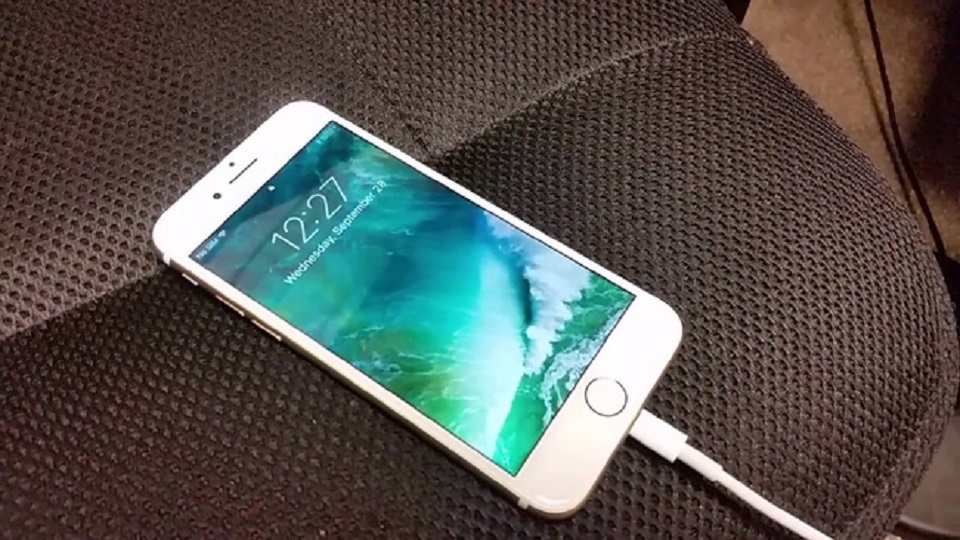 Đừng "bóp nghẹn" pin iPhone của bạn bằng những thói quen "tưởng thế là hay"