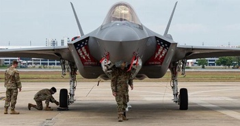 Liệu “nút bấm tự hủy” có tồn tại trên máy bay chiến đấu F-35? Liệu “nút bấm tự hủy” có tồn tại trên máy bay chiến đấu F-35?